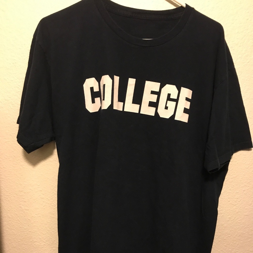 Animal House College John Belushi Shirt Men’s XL